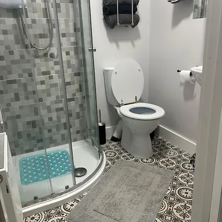 Omalleys Town House *